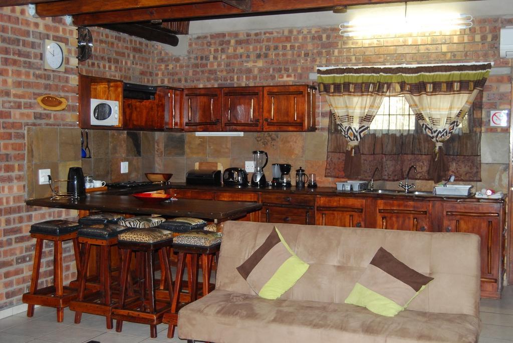 Ex Deo Erdvark Cottage Marloth Park Room photo